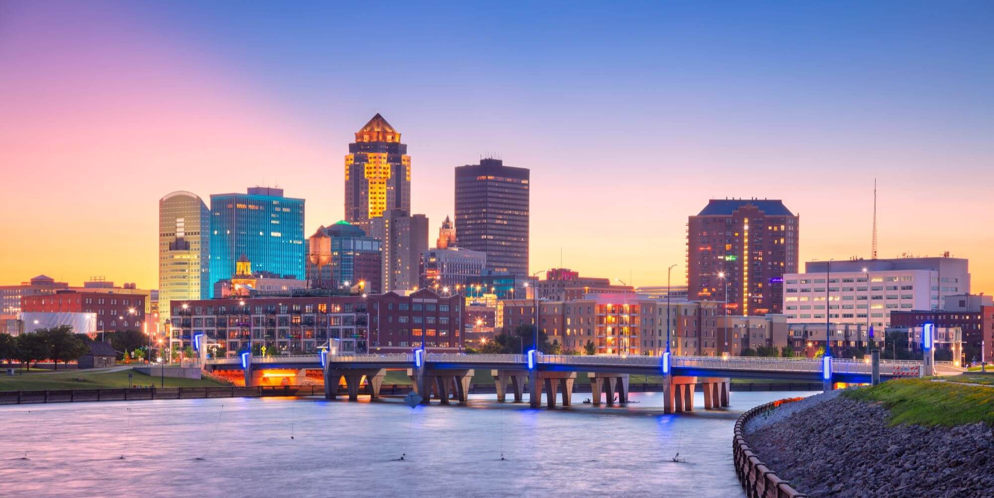 Downtown Des Moines, Iowa at sunset